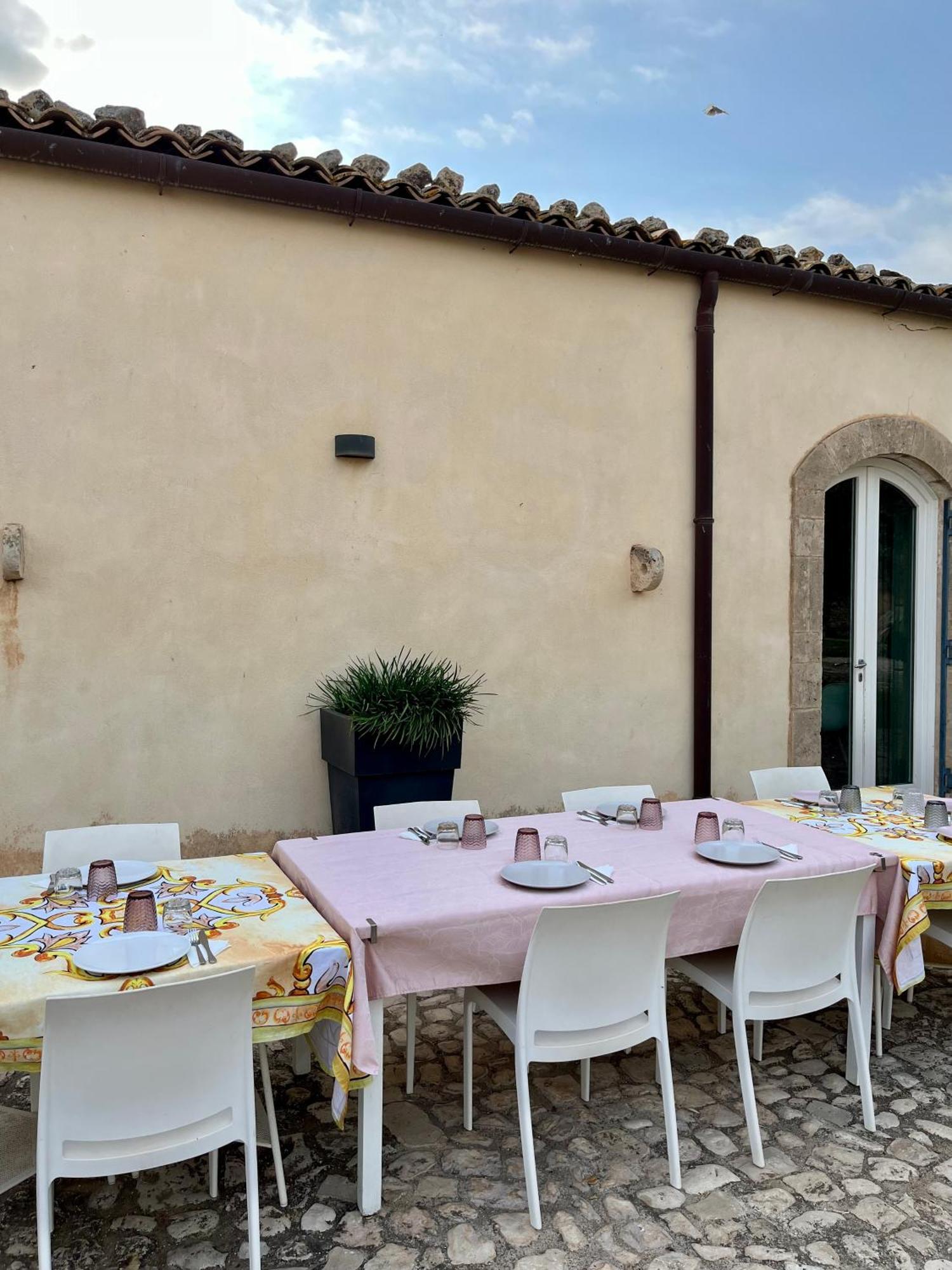 Bed and Breakfast Dimora Di Dante à Chiaramonte Gulfi Extérieur photo